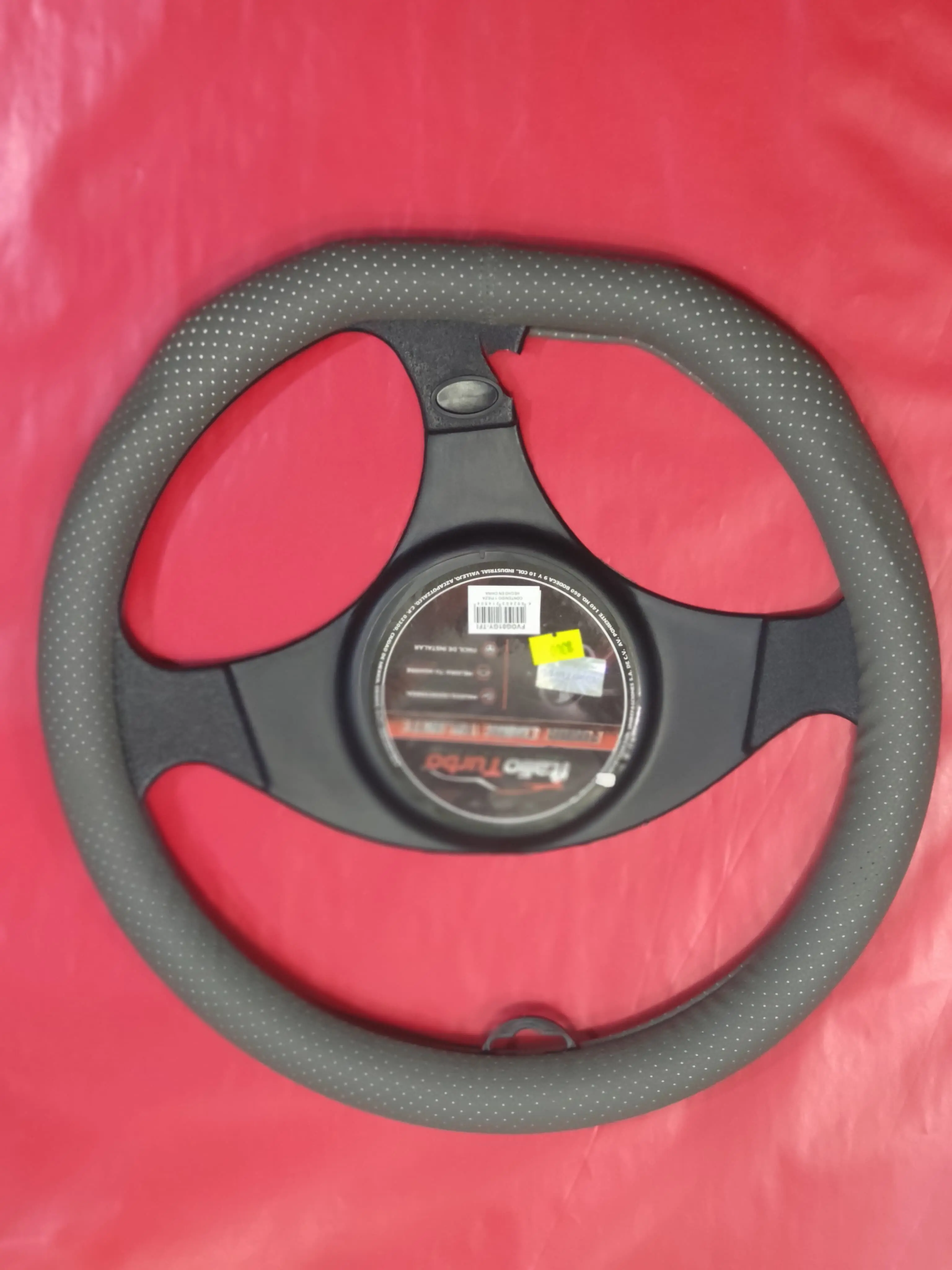 Cubrevolante de cuero genuino color gris